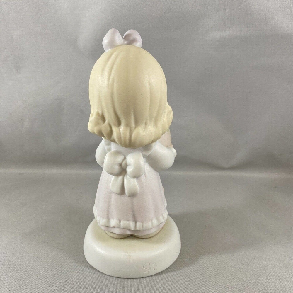 Precious Moments "Happy Birthday Dear Jesus" Girl w/ Cake Figurine B2-1 - Picture 3 of 4